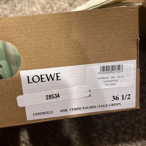 On x Loewe - Picture 7 of 7